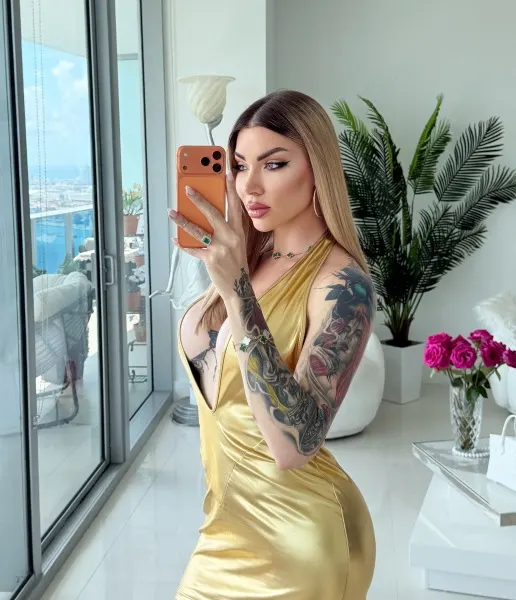 Amanda, Brazilian trans escort in Dubai โ photo 12