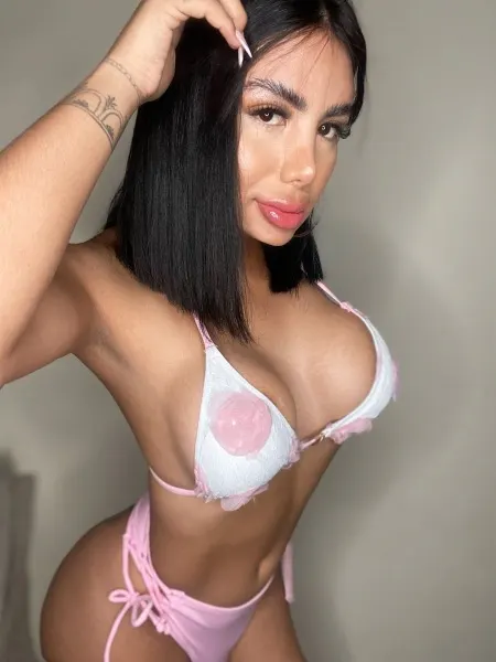 Angel, Brazilian trans escort in Dubai โ photo 10