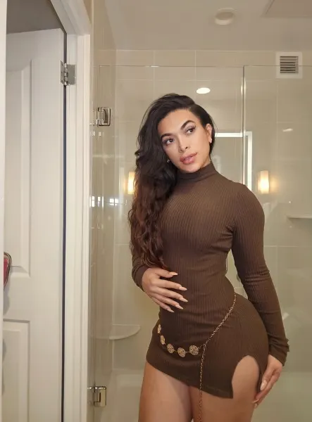Barbara, Brazilian trans escort in Dubai โ photo 3