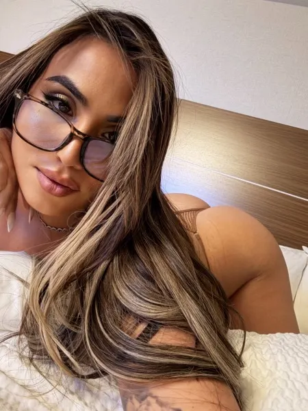Bruna, Brazilian trans escort in Dubai — photo 10