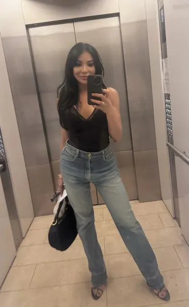 Daniela, Asian trans escort in Dubai โ photo 16