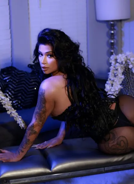 Daniela, trans escort in Dubai โ photo 8