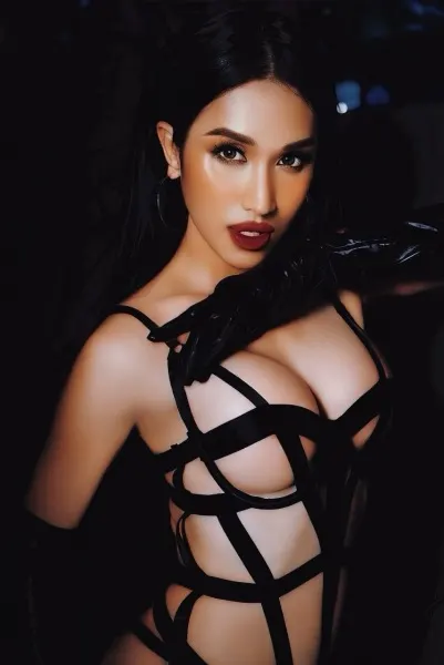 Duda, trans escort in Dubai โ photo 11