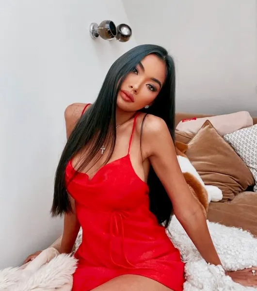 Fabiana, Japanese trans escort in Dubai โ photo 9