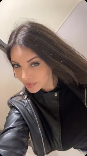 Fabiana, trans escort in Dubai โ photo 11