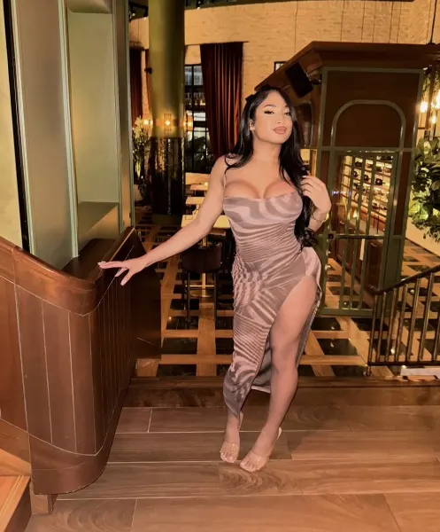 Fernanda, Brazilian trans escort in Dubai โ photo 6