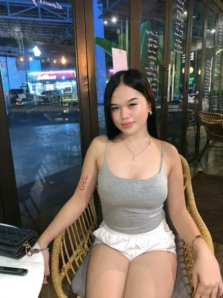 Fernanda, Asian trans escort in Dubai โ photo 4
