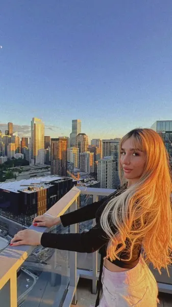 Gabi, trans escort in Dubai โ photo 16
