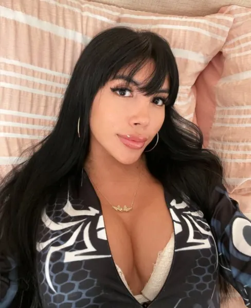 Gabi, Indian trans escort in Dubai โ photo 14