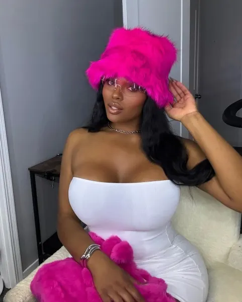 Jade, Brazilian trans escort in Dubai โ photo 5