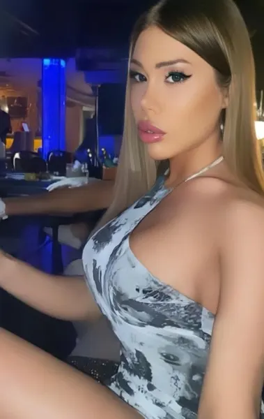 Juliana, trans escort in Dubai โ photo 4