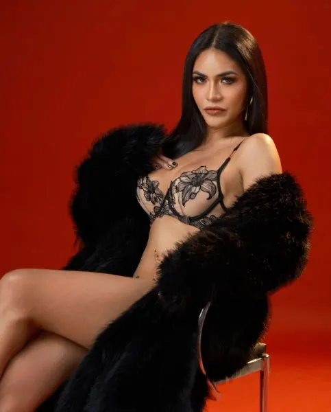 Karla, Asian trans escort in Dubai โ photo 2