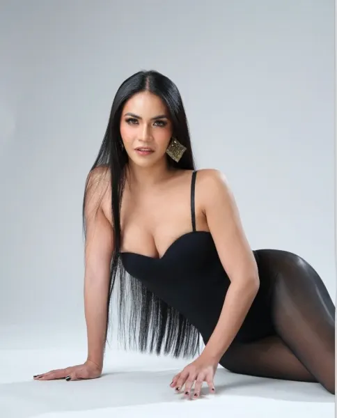 Karla, Asian trans escort in Dubai โ photo 9