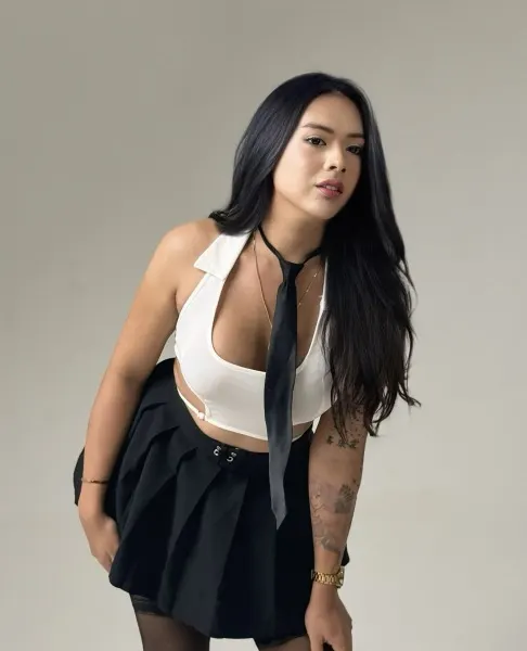 Kayla, Asian trans escort in Dubai โ photo 4