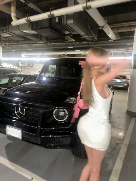 Kim, Asian trans escort in Dubai โ photo 4