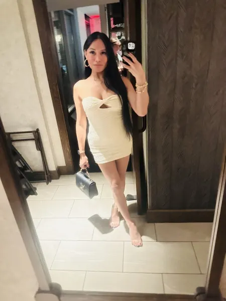Leticia, Asian trans escort in Dubai โ photo 14