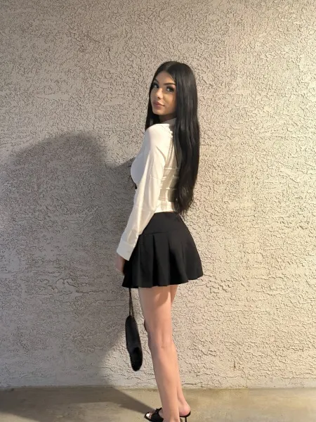 Leticia, Brazilian trans escort in Dubai — photo 12