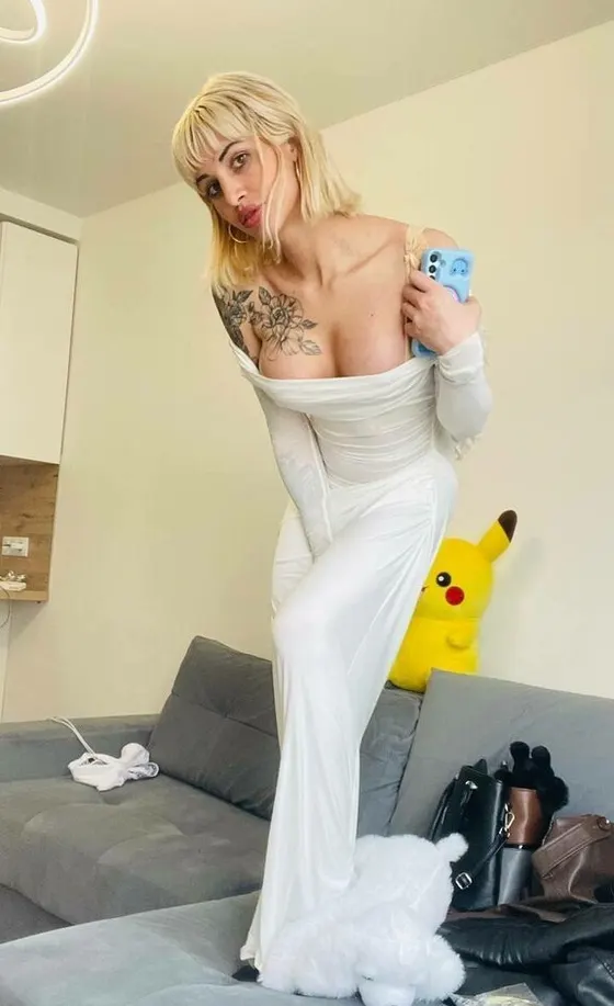 Lola, trans escort in Dubai โ photo 9
