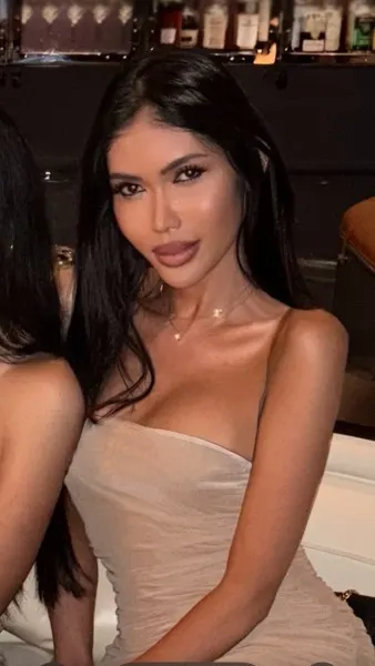 Luna, Asian trans escort in Dubai — photo 14