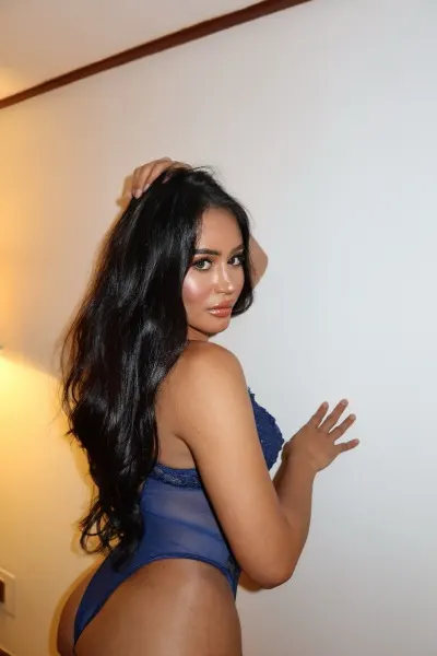 Luna, Japanese trans escort in Dubai โ photo 17