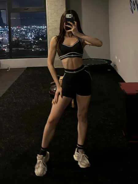 Melissa, Brazilian trans escort in Dubai โ photo 3