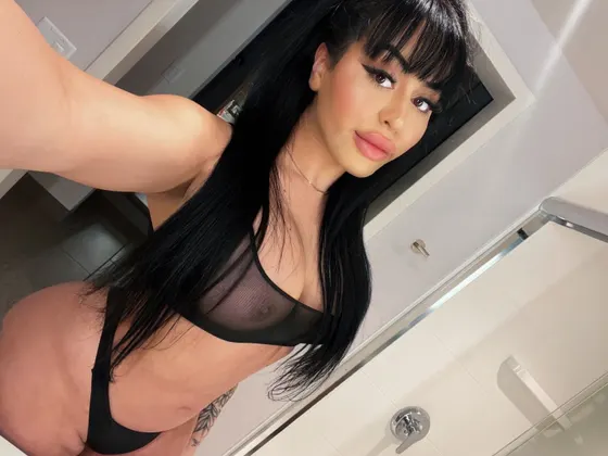Mina, trans escort in Dubai โ photo 3