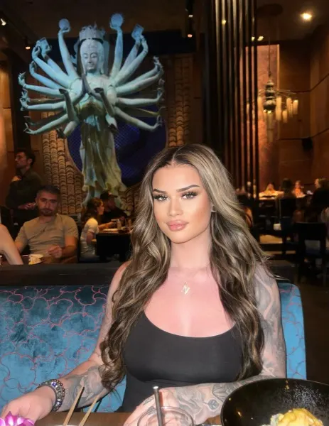 Nikki, trans escort in Dubai — photo 10
