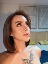 Nikki, Brazilian trans escort in Dubai — photo 4