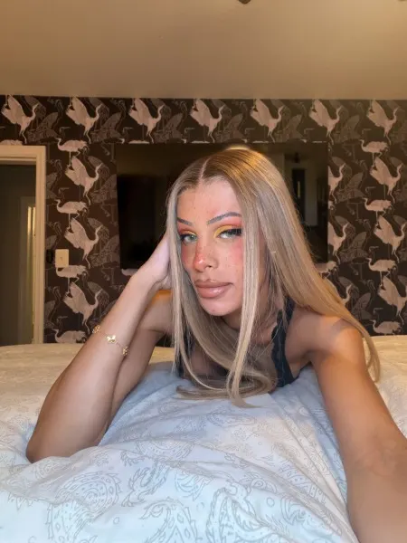 Olivia, Brazilian trans escort in Dubai โ photo 4