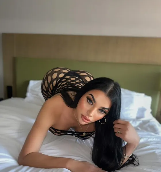 Priscila, Brazilian trans escort in Dubai — photo 6