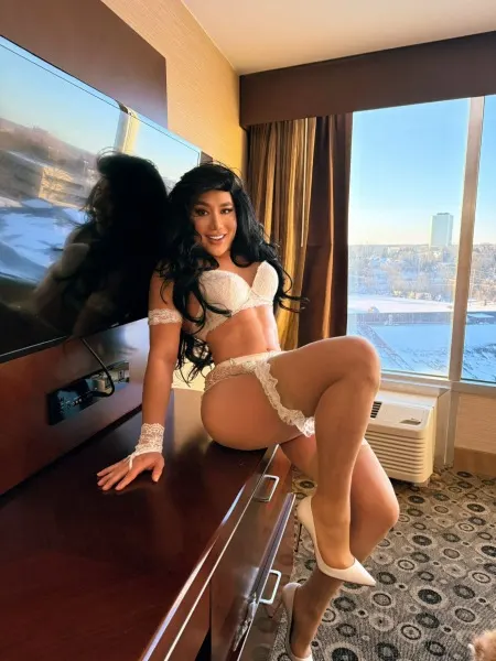 Sabrina, Brazilian trans escort in Dubai โ photo 7