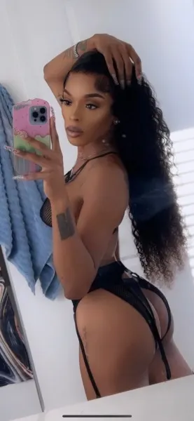 Sasha, Brazilian trans escort in Dubai โ photo 5