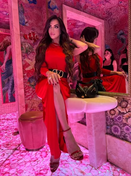 Scarlett, Brazilian trans escort in Dubai โ photo 16