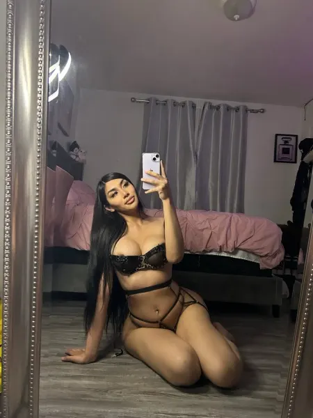 Selene, Brazilian trans escort in Dubai โ photo 5
