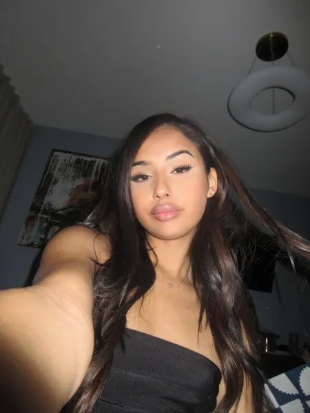 Selene, Asian trans escort in Dubai โ photo 8