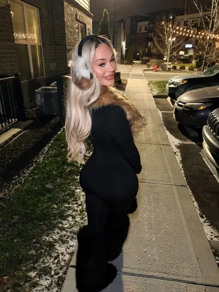 Selene, Russian trans escort in Dubai โ photo 10