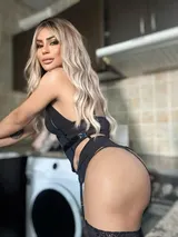 Valeria, trans escort in Dubai — photo 2