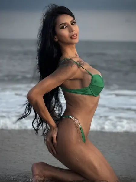 Yara, Thai trans escort in Dubai โ photo 14