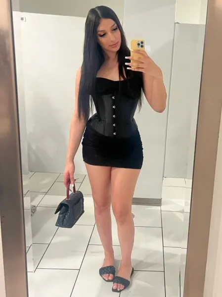 Yara, Brazilian trans escort in Dubai โ photo 18