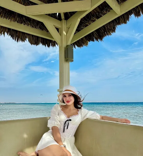 Yasmin, Japanese trans escort in Dubai โ photo 2