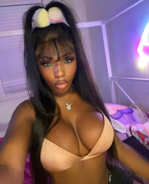 Yasmin, trans escort in Dubai โ photo 10