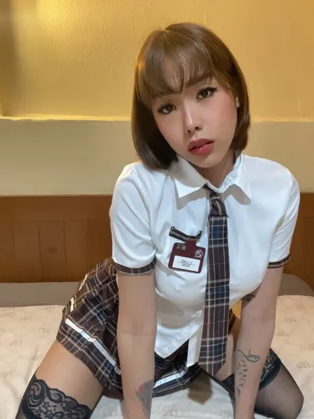 Yasmin, Asian trans escort in Dubai โ photo 7